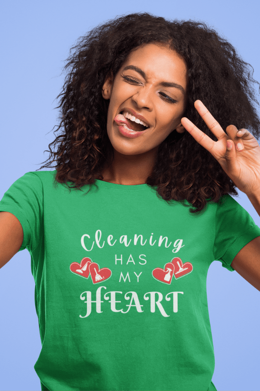 Cleaning Has My Heart Savvy Cleaner Funny Cleaning Shirts Women's Boyfriend T-Shirt
