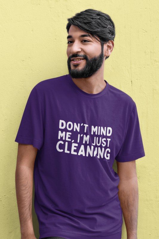 Don't Mind Me Savvy Cleaner Funny Cleaning Shirts Men's Standard T-Shirt