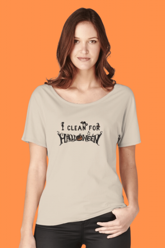 I Clean for Halloween Savvy Cleaner Funny Cleaning Shirts Relaxed Scoop T-Shirt