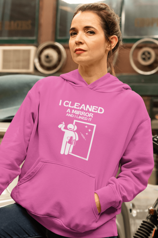I Cleaned A Mirror Savvy Cleaner Funny Cleaning Shirts Classic Pullover Hoodie