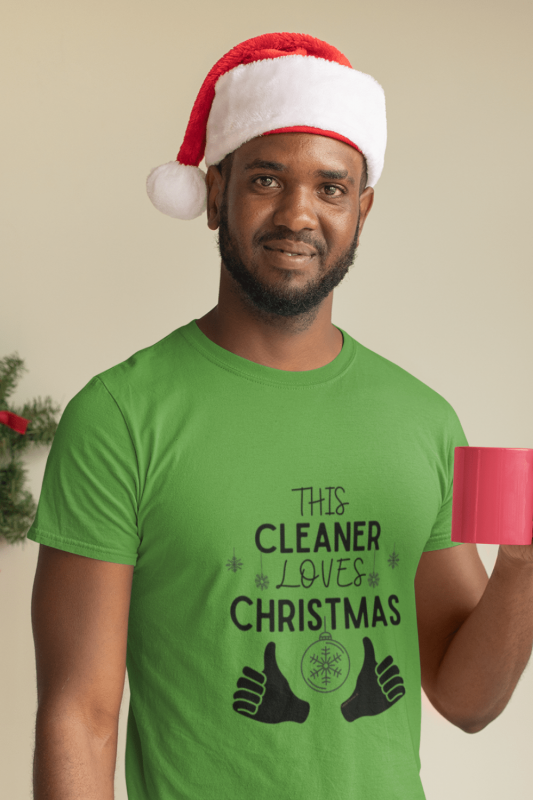 This Cleaner Loves Christmas Savvy Cleaner Funny Cleaning Shirts Men's Standard T-Shirt