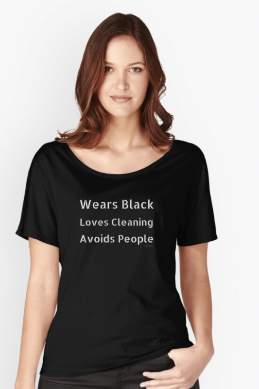 Wears Black Loves Cleaning Savvy Cleaner Funny Cleaning Shirts Relaxed fit Scoop Tee